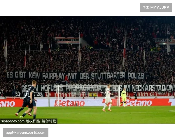 16岁艾希霍恩身兼德国U17队长,传球成功率88%场均3.2次抢断